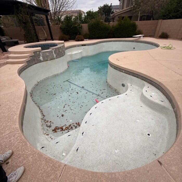 Mesa AZ swimming pool requiring professional leak detection